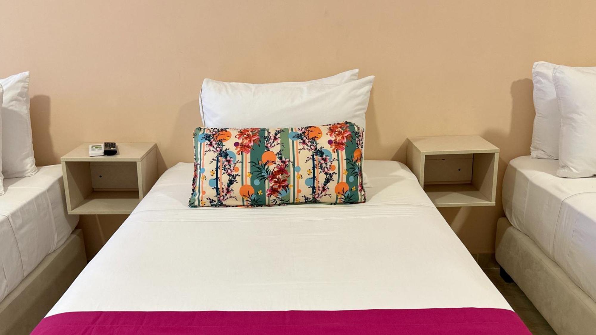 Hotel Taybo Kai By St Hoteles Santa Marta  Exteriör bild